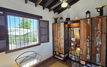 Property slide 25