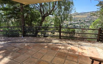 Property slide 38
