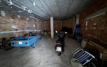Property slide 6