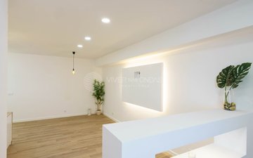 Property slide 14