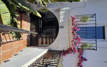 Property slide 10