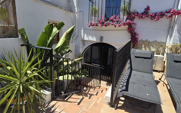 Property slide 19