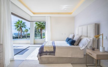 Property slide 17