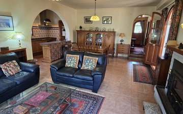 Property slide 17