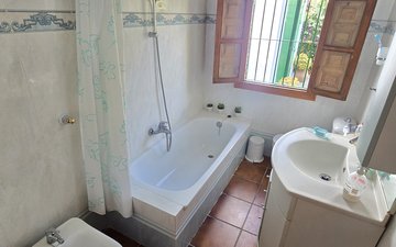 Property slide 22