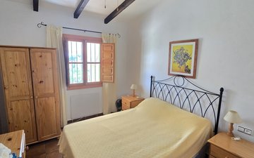 Property slide 25