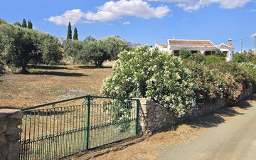Property slide 48