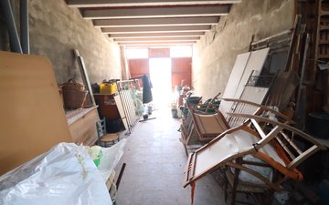 Property slide 44