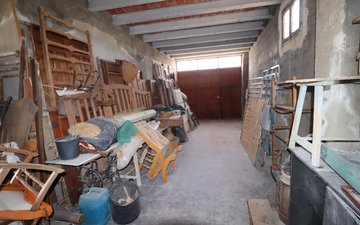 Property slide 46