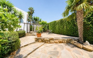 Property slide 38