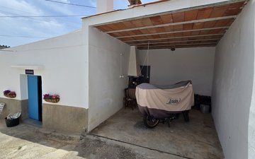 Property slide 14
