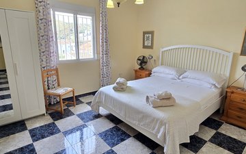 Property slide 24