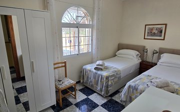 Property slide 25