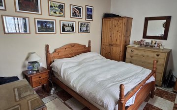 Property slide 32