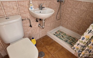 Property slide 35