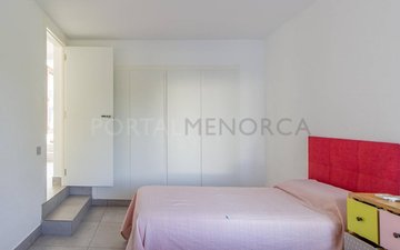 Property slide 22