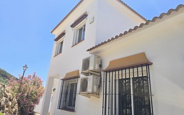 Property slide 15