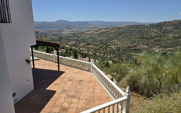 Property slide 38