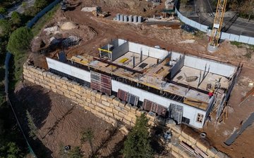 Property slide 25