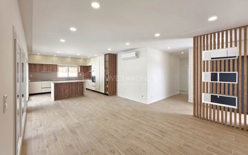 Property slide 7