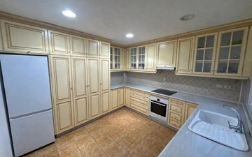 Property slide 11