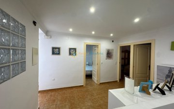 Property slide 19
