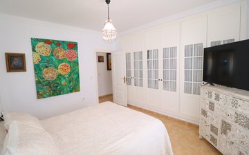 Property slide 38