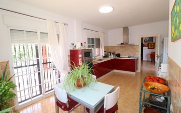 Property slide 14