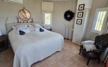 Property slide 42