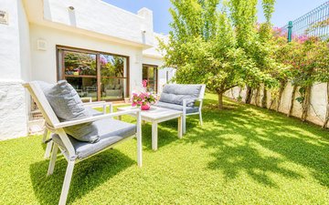 Property slide 20