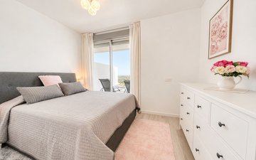 Property slide 18