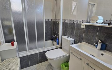 Property slide 19