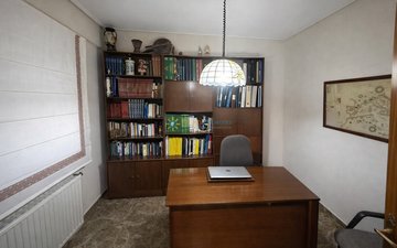 Property slide 16