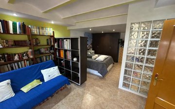 Property slide 21