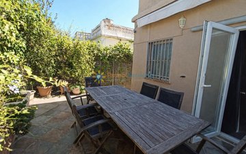 Property slide 22