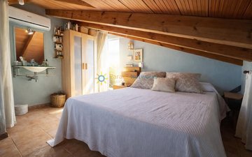 Property slide 18