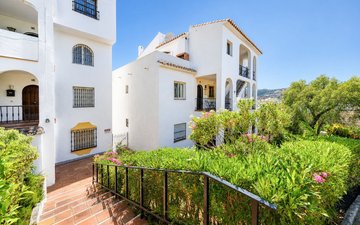 Property slide 34