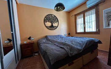 Property slide 25