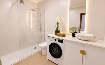 Property slide 17