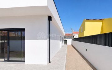 Property slide 25