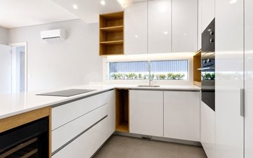 Property slide 6