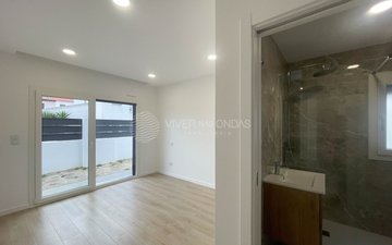 Property slide 19