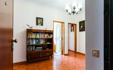 Property slide 28