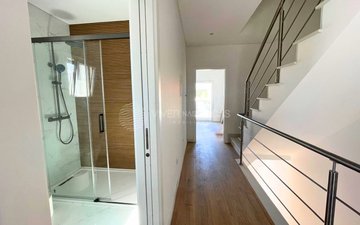 Property slide 18
