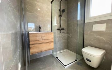Property slide 23