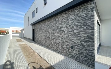 Property slide 18