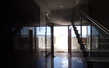 Property slide 21