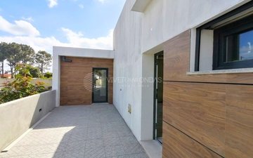 Property slide 14