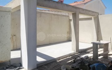 Property slide 22