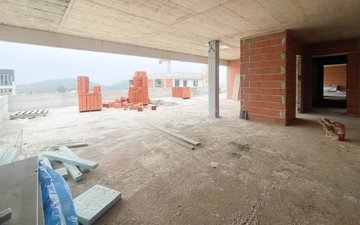 Property slide 32
